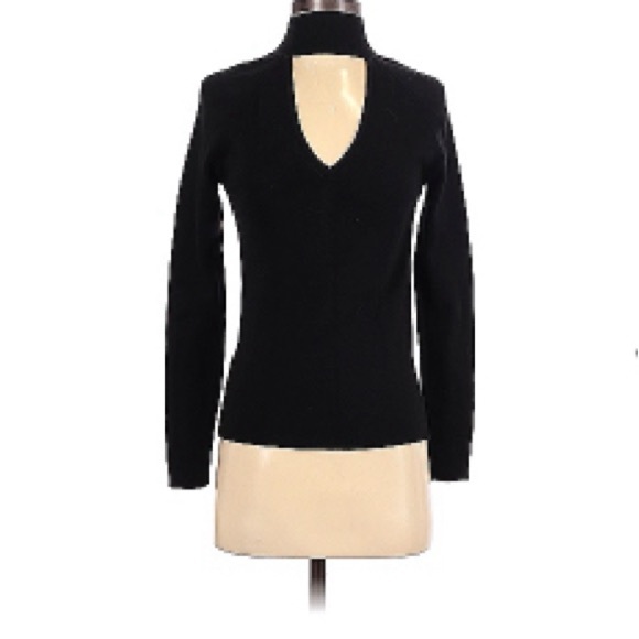 Keyhole Black Turtle Neck Sweater - Picture 2 of 9